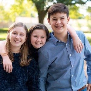 Meet your Posher, Joy